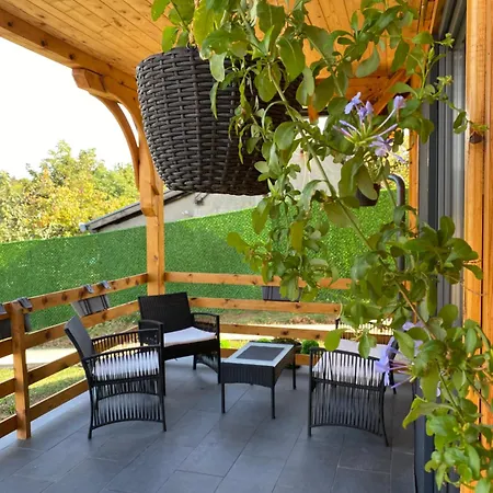 Luxury House Nena Fruska Gora - Kuca Za Odmor 度假居